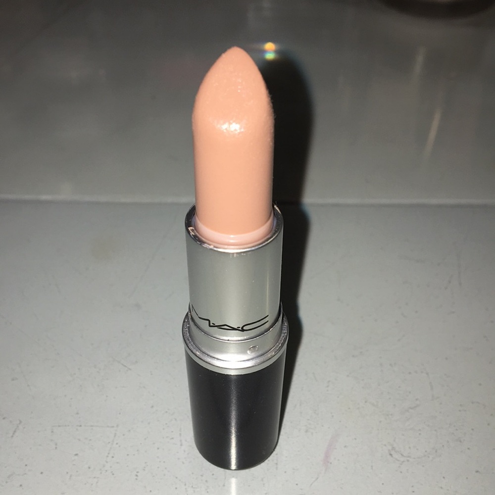 Mac Cosmetics How Tropical lipstick
